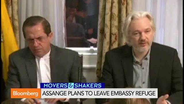 VIDEO: WikiLeaks Founder Assange to Leave Ecuador Embassy 4