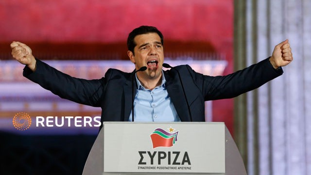VIDEO: Thousands celebrate Syriza victory 1