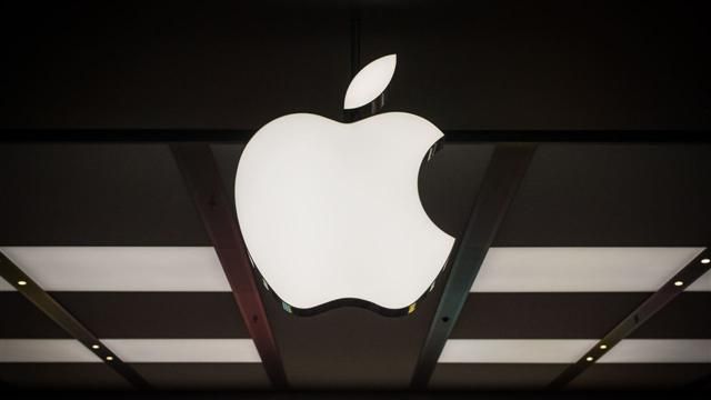 VIDEO: Mon., Feb. 9: Keep an Eye on Apple Stock 1