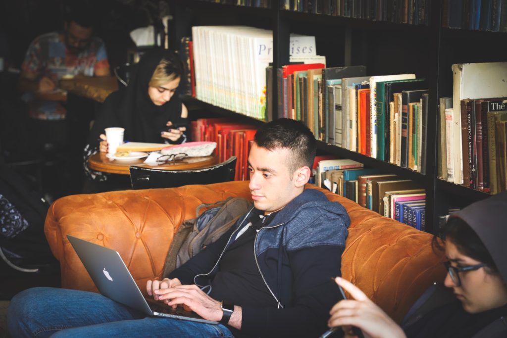 Working from Home? Freelancer? Discover Our 10 Helpful Tips 1 working from home