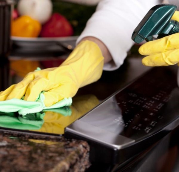 5 Ways Dirty Floors Could Be Hurting Your Business 1 dirty floors