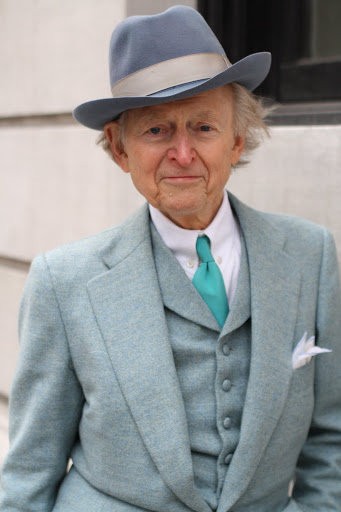 8 Random Facts About Tom Wolfe