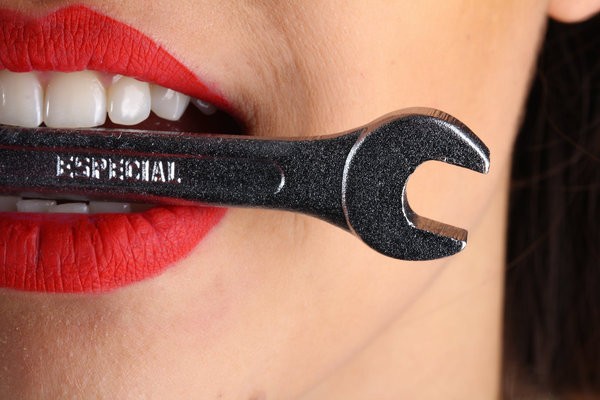 4 Easy Steps On How To Keep Your Teeth Strong and Healthy 1 how to keep your teeth strong
