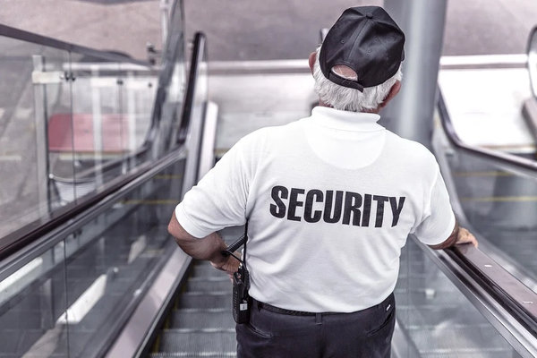 Reasons Why Your Business Might Need a Security Personnel 1 security personnel