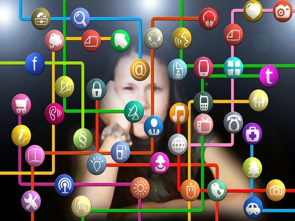 How to Successfully Engage Developers on Social Media 1 Engage Developers on Social Media