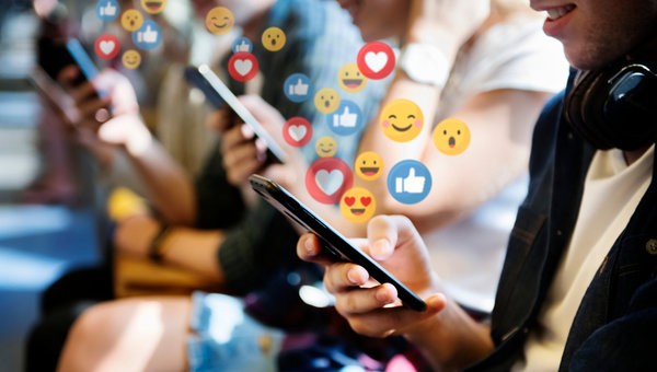 Top 9 Social Media Trends To Look Out In 2021 1 Social Media Trends