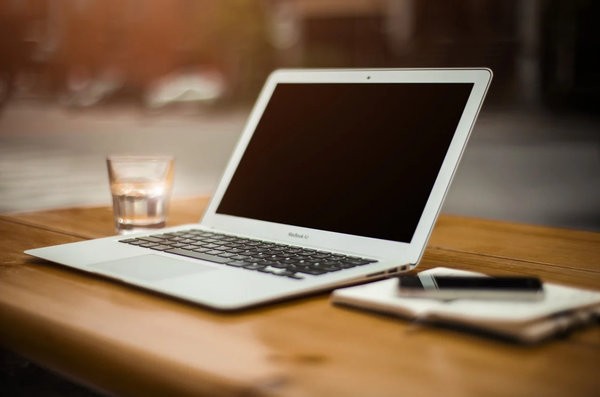 What Are the Most Reliable Office Laptops for 2021? 1 office laptops