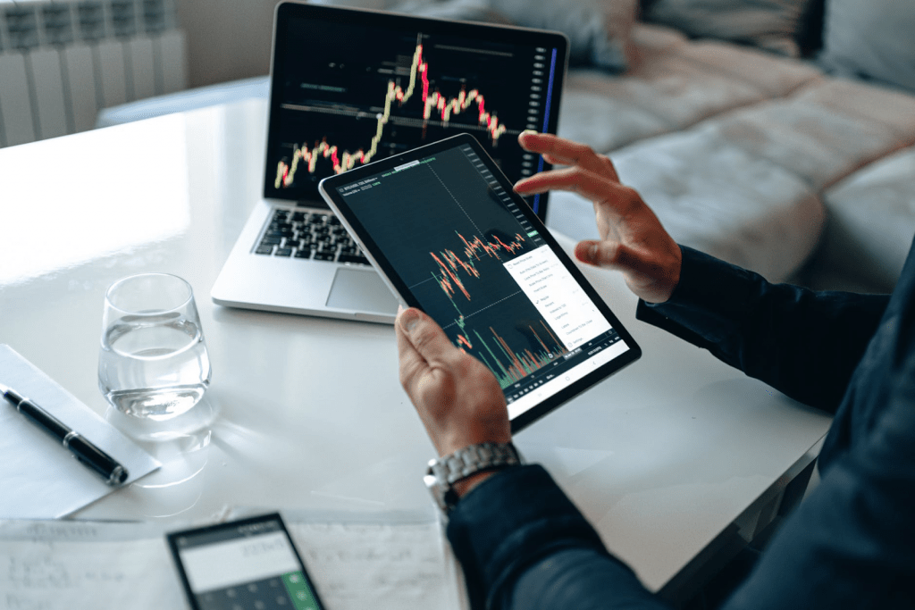 6 Ways You Can Earn a Few Extra Bucks at Home 2 online trading