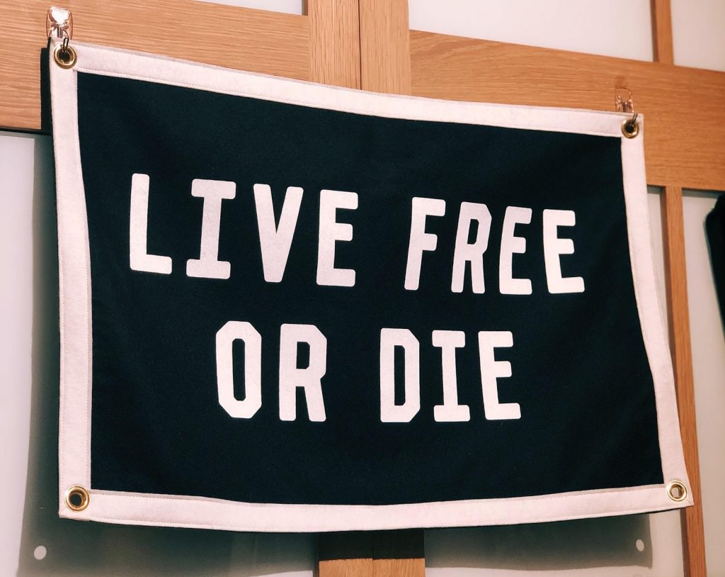 Creative Hanging Ideas That Will Make Your Banner Catch More Attention 1 Creative Hanging Ideas