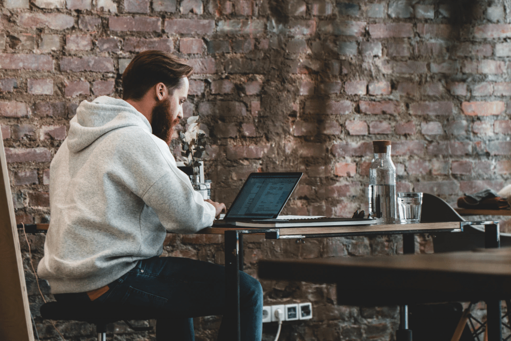 How To Get Started With Remote Work And Be Free To Travel Anytime 2 remote work