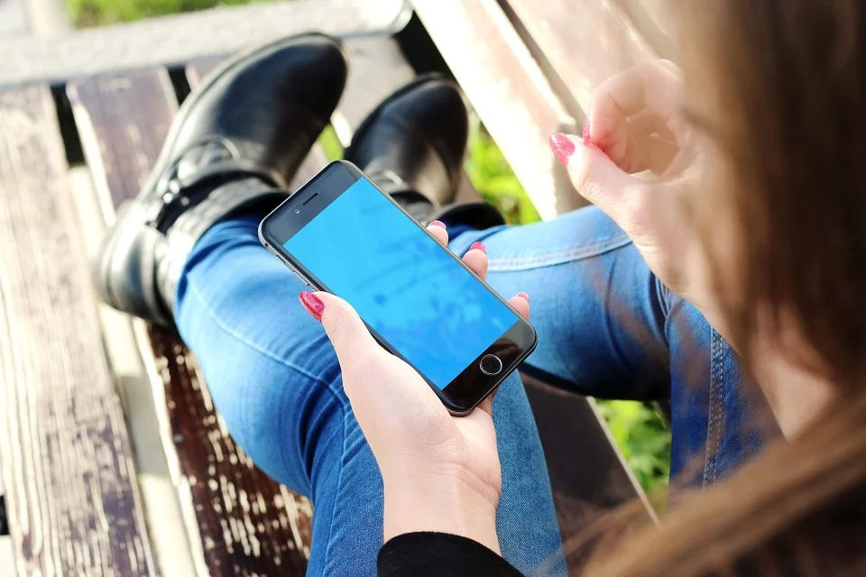 How to Write a Successful Email Campaign for Promoting Your Business 3 adapt to different devices