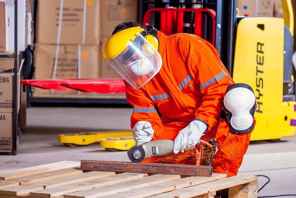 Importance of Protective Clothing at Workspace 1 Protective clothing