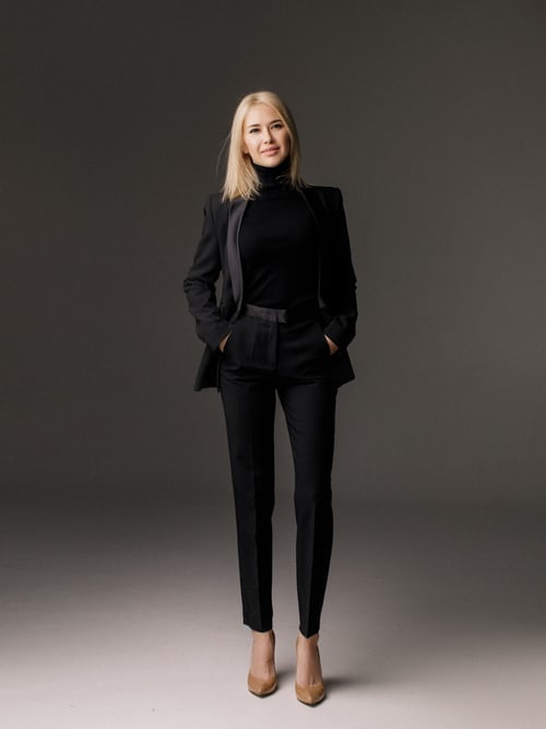 How to Leave a Good First Impression in Business 2 dress for success