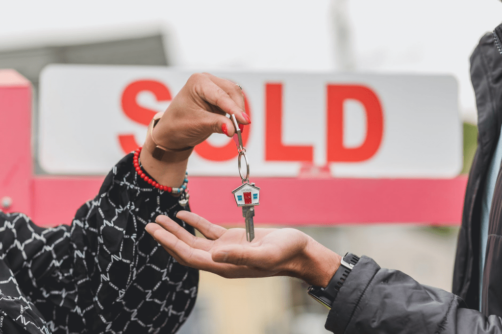 Real Estate Tips on How to Quickly Sell a Property 1 sell a property