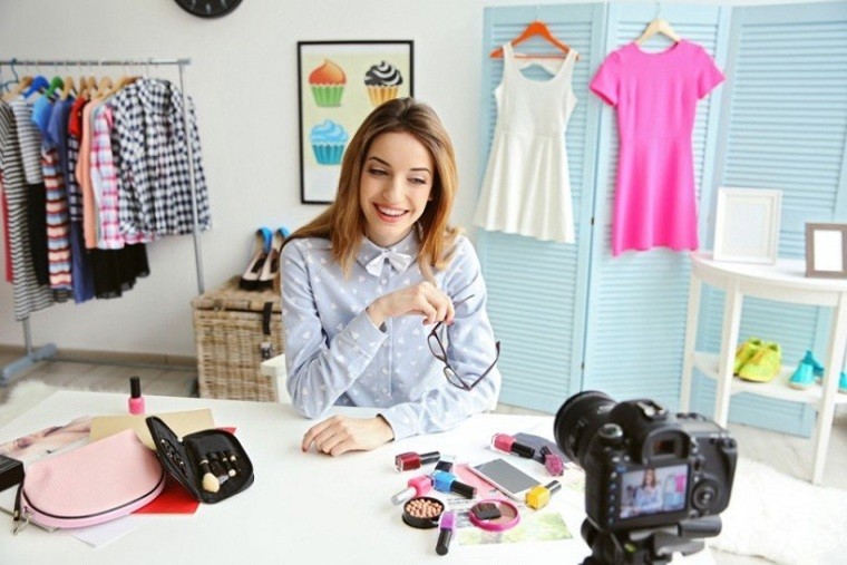 How To Make Money Online: 12 Impressive Online Jobs To Try