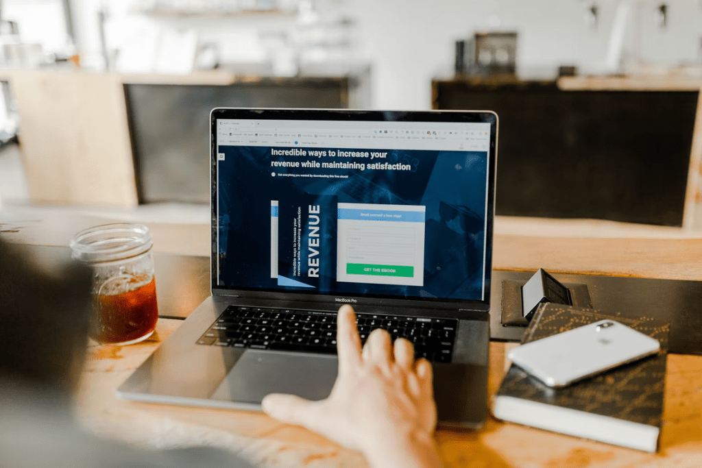 Maximize Your Website's Revenue With These 8 Tips 1 revenue