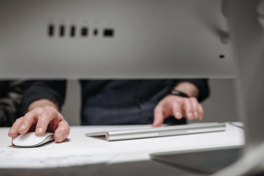 Remote Working Essentials to Level Up Your Home Office 2 ergonomic desk