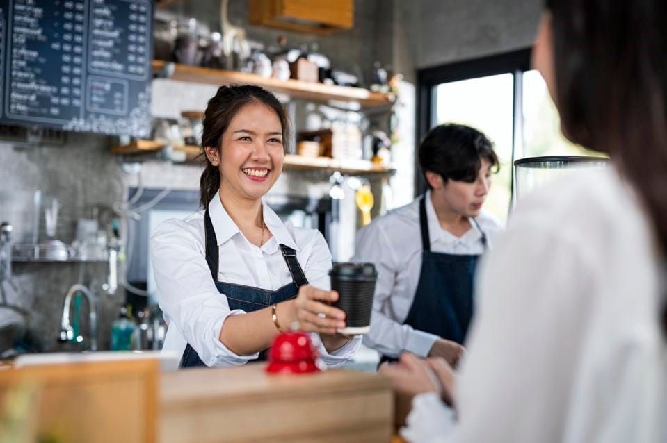 What Are the Common Problems in Coffee Shops? 4 coffee shop customers