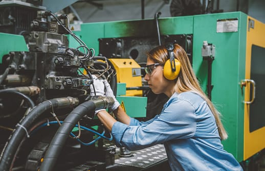 How Lithium-Ion Batteries Can Benefit Industrial Equipment 1 batteries