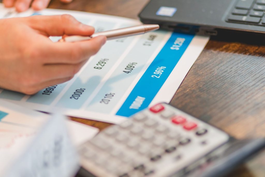 How Do Pre-settlement Funding Companies Charge Interest? 1 funding