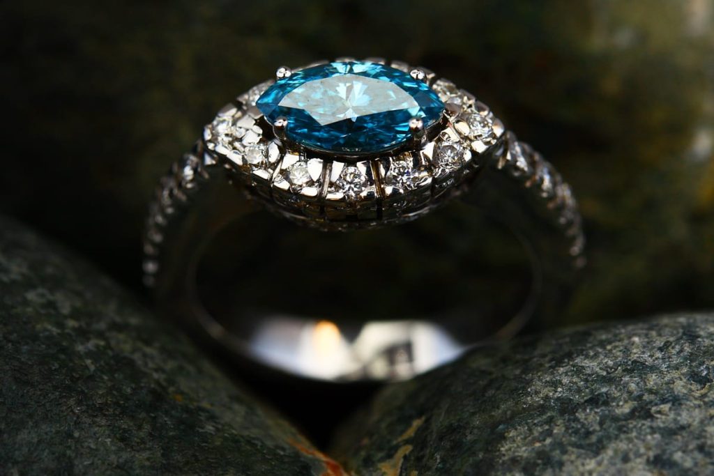 Sapphire Engagement Rings