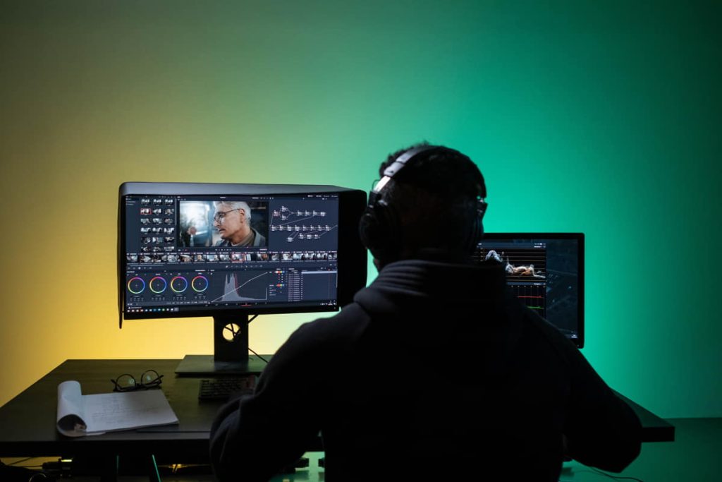 5 Important Tips for Editing Your Social Media Videos 1 Social Media Videos