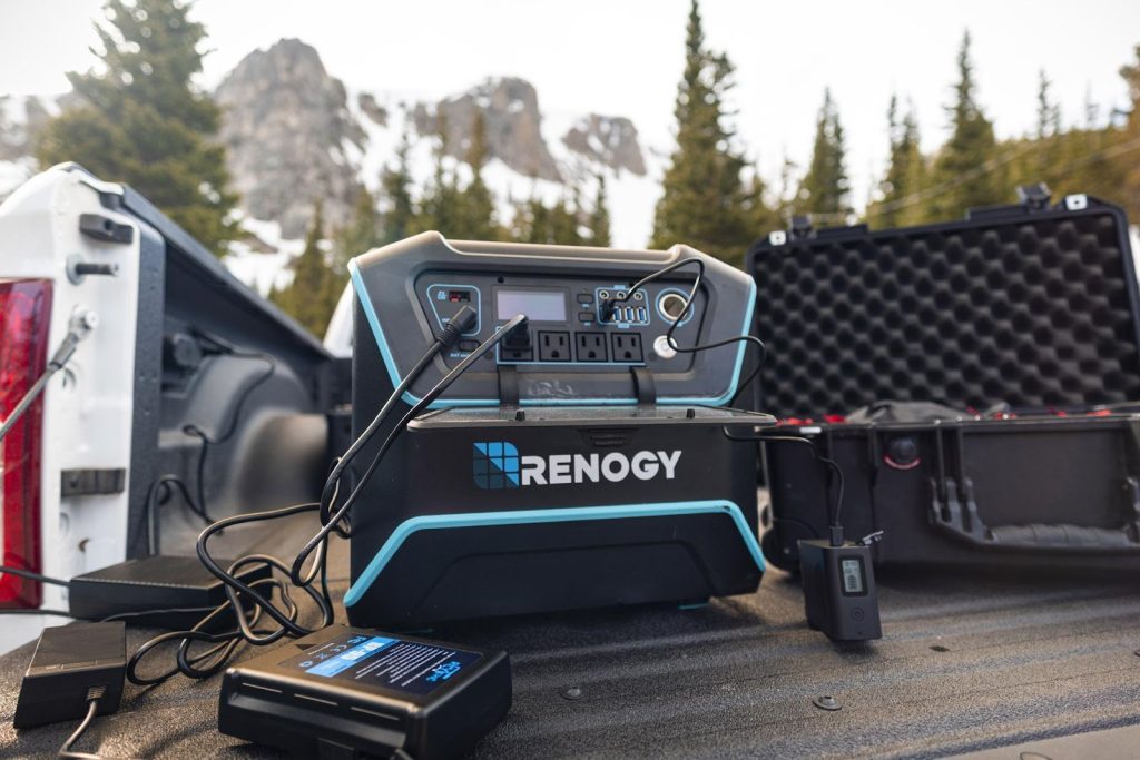 Portable power station in the car