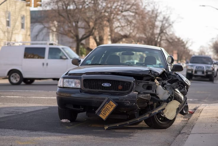 What to Do if You Get in a Car Accident Without Having Insurance 1 car accident