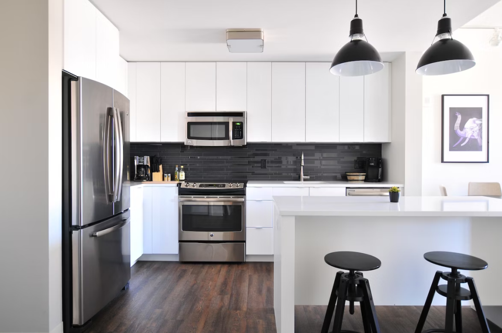 Maximizing Rental Income: Tips and Strategies for Landlords 2 house kitchen