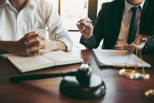 Hiring a Lawyer for an Employment Issue 1 hiring a lawyer