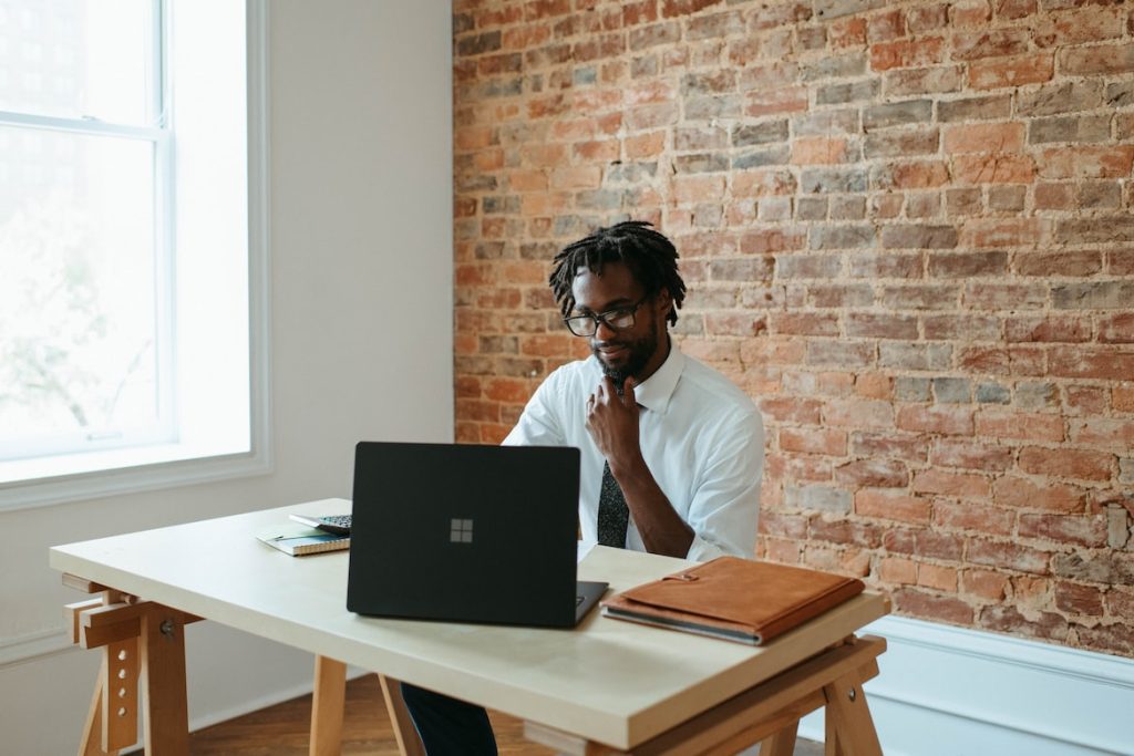 man with a laptop