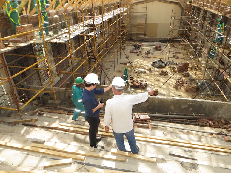 How to Become a Leader in the Construction Industry? Top Expert Tips 1 construction industry