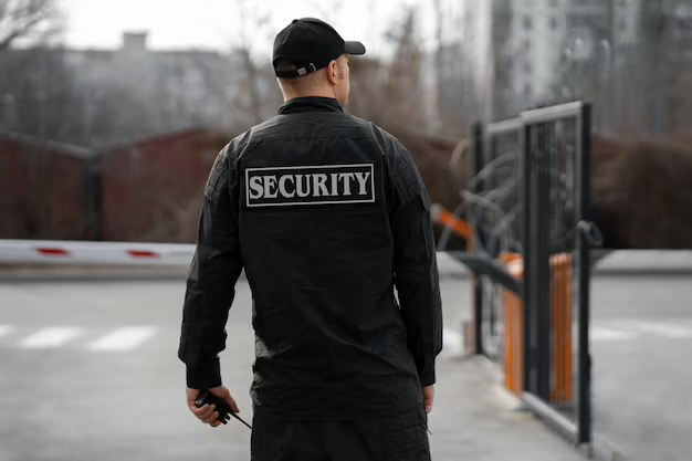 7 Reasons to Hire a Security Guard in Vancouver Now 1 security guard