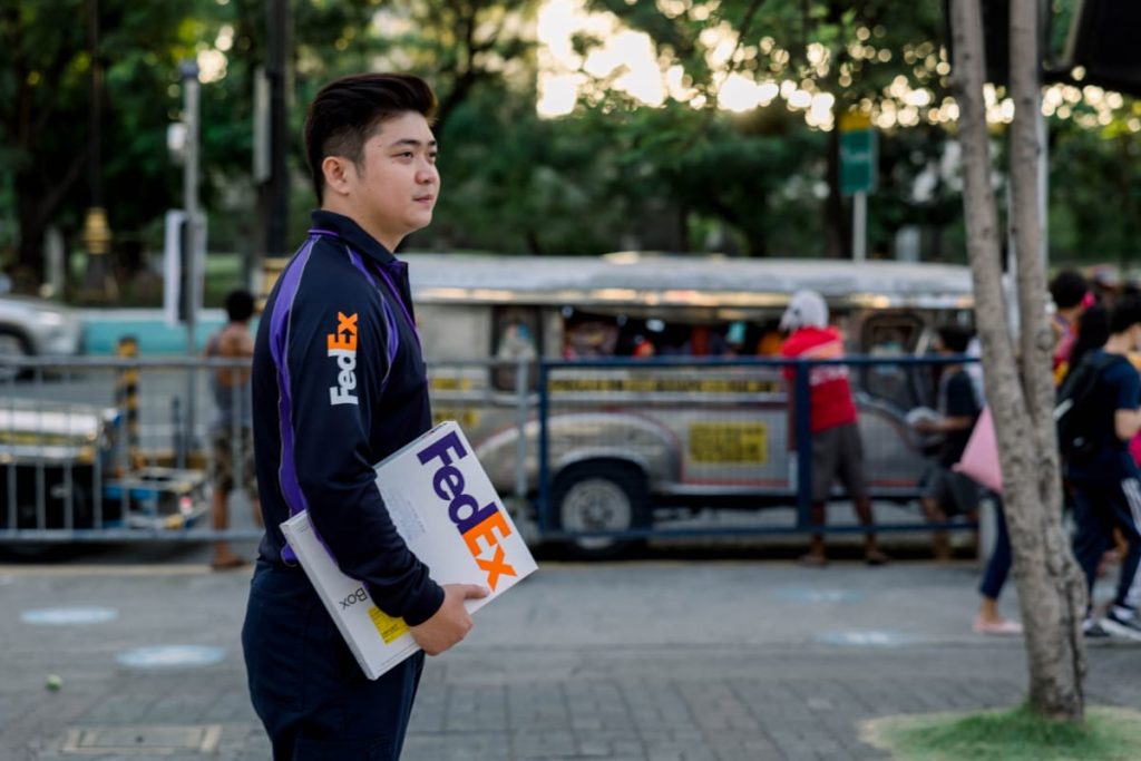 FedEx Offers More Convenience with Drop-off Services Available at Over 1,100 Retail Outlets in the Philippines
