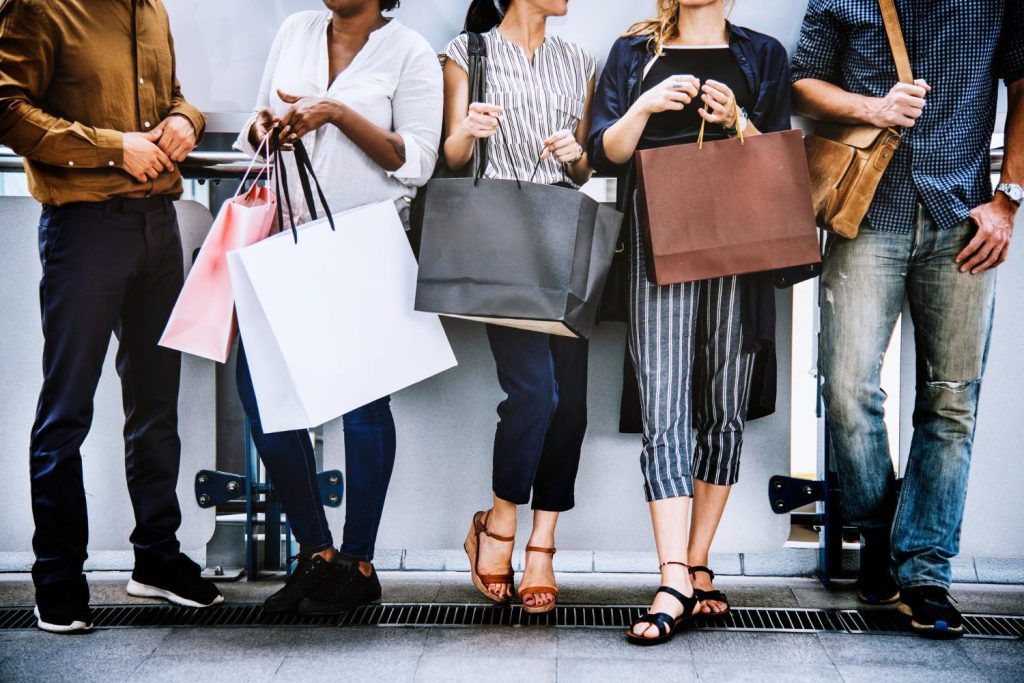 Mastering the Black Friday Hunt: Top Shopping Tips for 2023 Deals 1 Top Shopping Tips for 2023 Deals