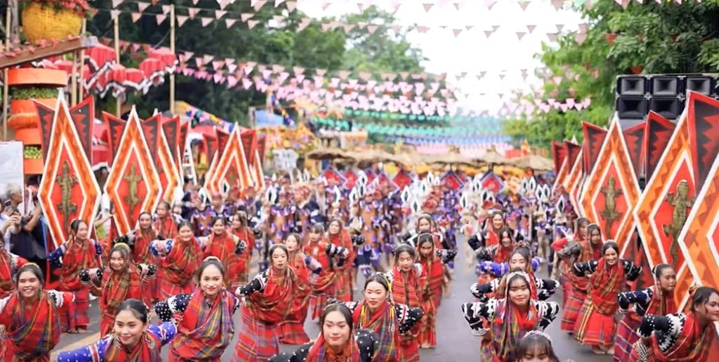 t'nalak festival in south cotabato women dancing