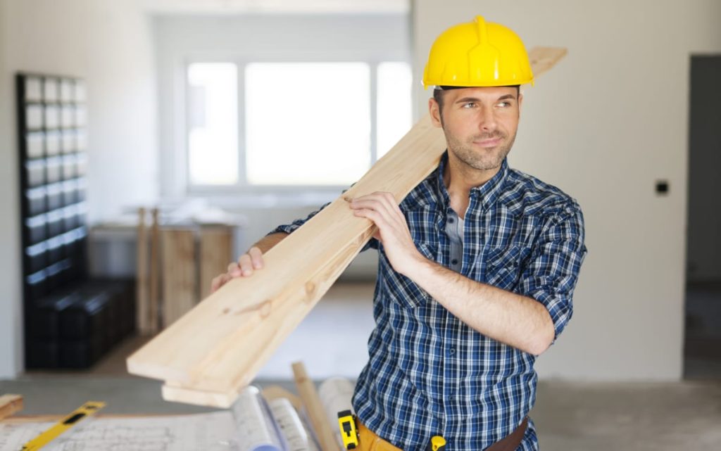 10 Advantages of Hiring Emergency Electricians 2 construction worker