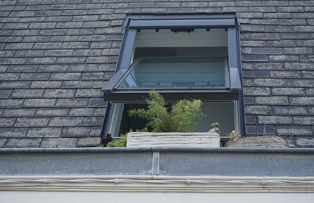 5 Times Your House Will Need a Roofing Service 1 Roofing Service