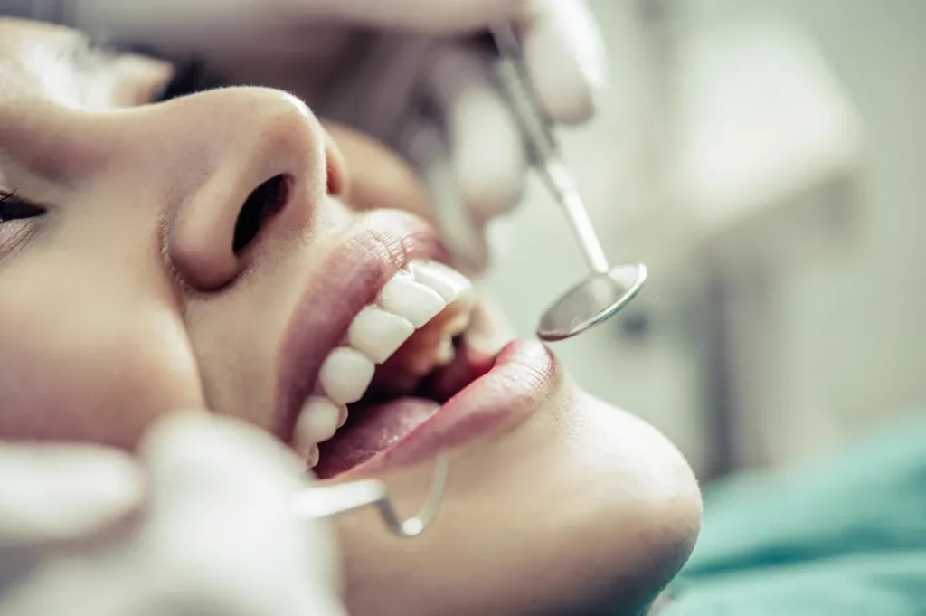 Common Dental Problems Everyone Should Know About 1 Common Dental Problems