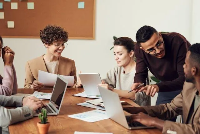 The Future of Work: The Growing Role of Temp Agencies 1 Role of Temp Agencies