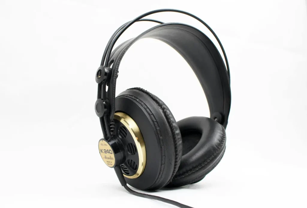 5 Tips for Opening an Audio Store 1 Opening an Audio Store