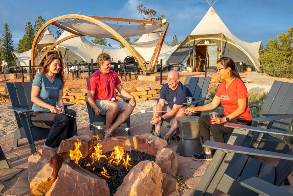 Backroads Expands Glamping Collection with Under Canvas on Two New National Park Adventures in 2026 11 Backroads guests on a Multi Adventure tour glamping at an Under Canvas property