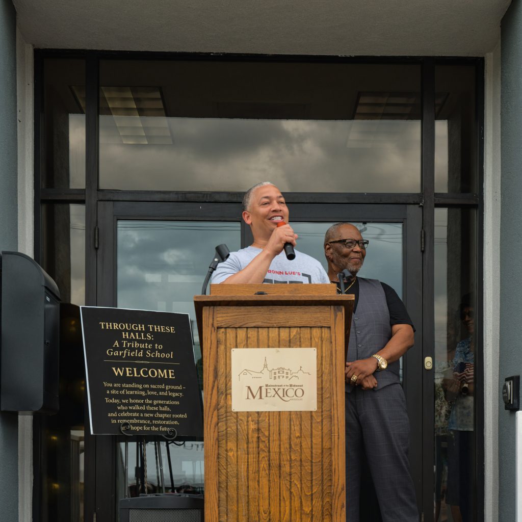 LA Clippers head coach Tyronn Lue dedicates historic Garfield School as new home for his transformative multimillion-dollar initiative: Commitment to Community (C2C) in Mexico, Missouri 3 C2C Tyronn Lue at ribbon cutting for community work