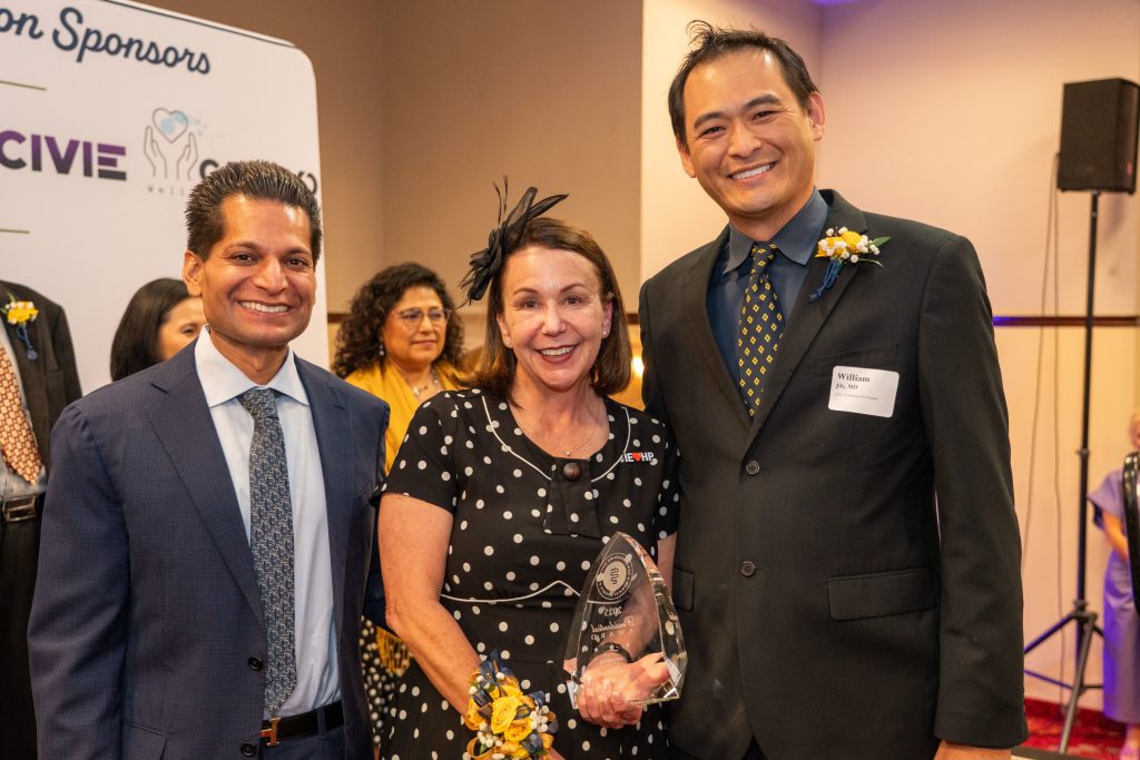 Susie White receives San Bernardino County Medical Society President's Award 14 Inland Empire Health Plan Chief Operating Officer Susie White