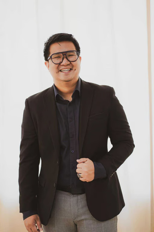 Former Frustrated Engineer Rises as Senior Director for Sales and Business Development