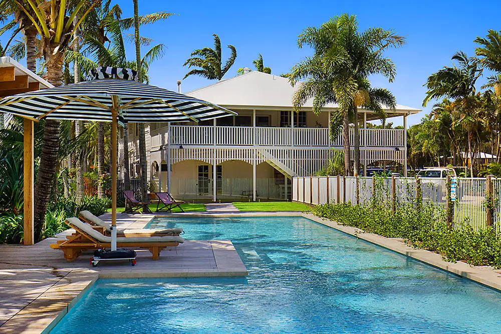Luxury Pool Designs That Transform Outdoor Living