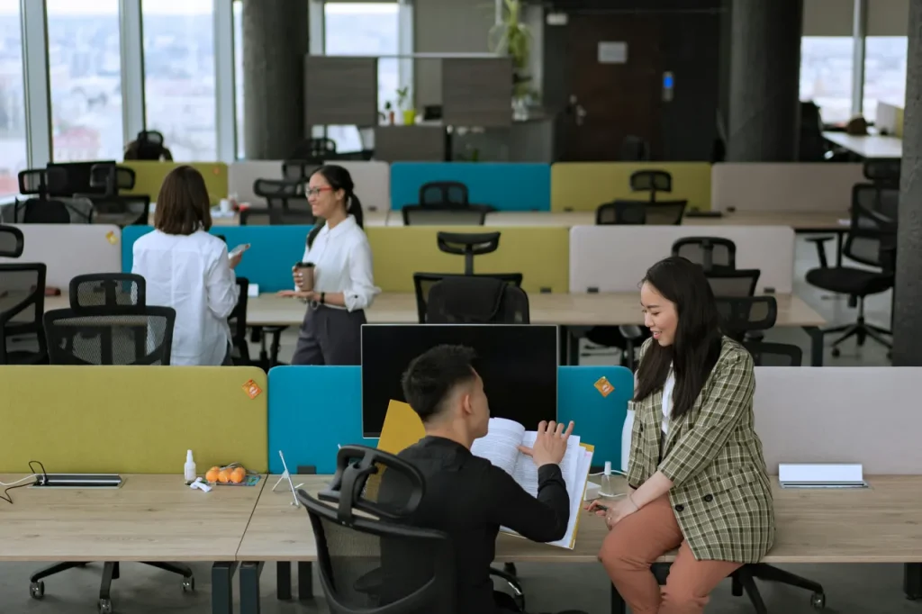 Beyond the Cubicle: Designing Workspaces for Workflow Efficiency and Employee Wellness