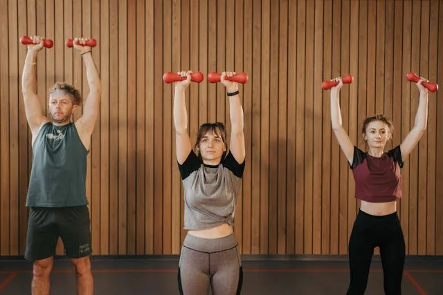 How to Manage a Fitness Routine While Working an Office Job